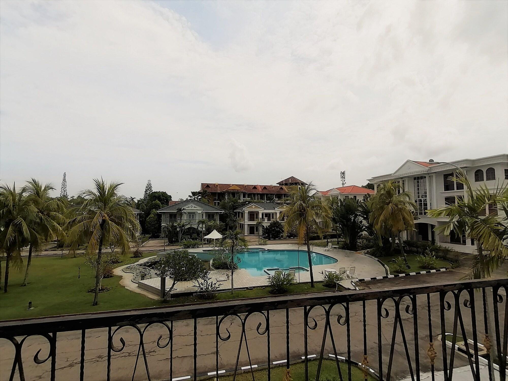 Tiara Labuan Hotel Exterior foto